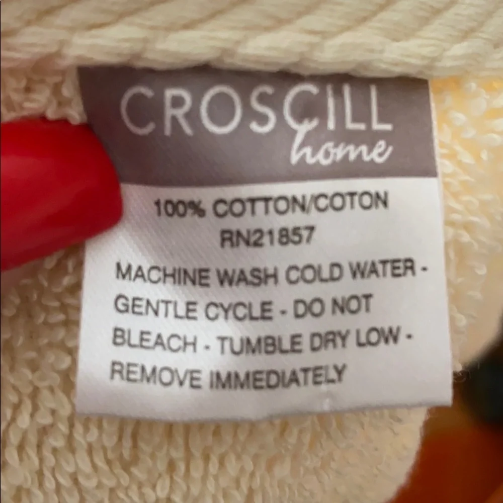 Croscill home yellow & gold bath and hand towel